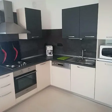 Chuck Apartmán