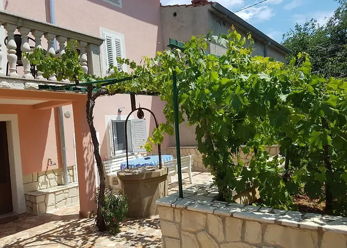 Chuck Appartement Vrh (Krk)